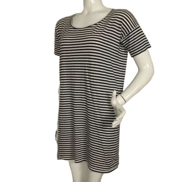 EVERLANE Tee Dress, S, Navy/white stripes, Short sleeves, Short/Mini, Casual - Picture 4 of 13